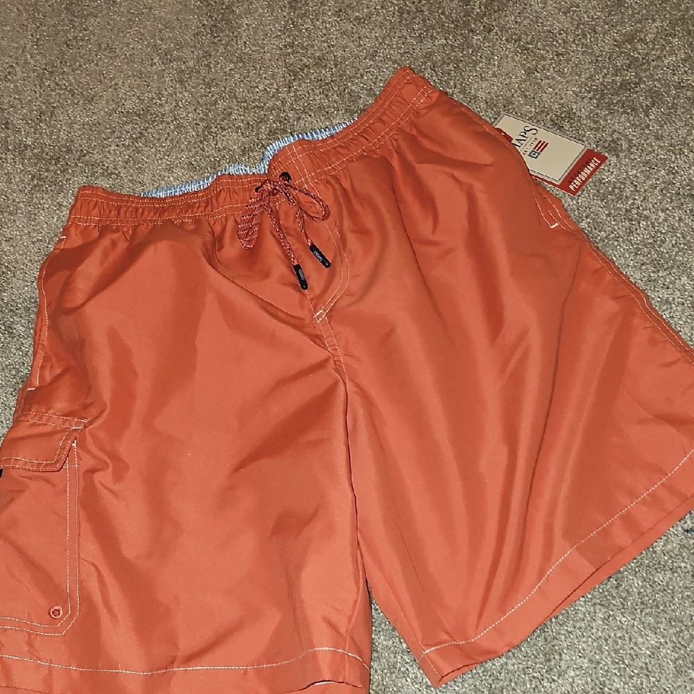 H5🔹️Chaps Men's Dark Coral Swim Trunks